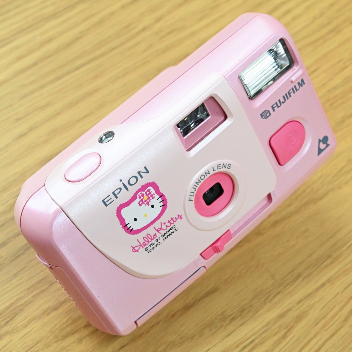 FUJIFILM #EPION Hello Kitty ¥4,000 by #港北ニュータウン 店 #キティ
