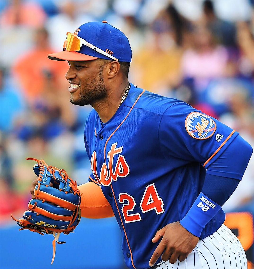 ESf6vtYVAAATPM0.jpg?format=jpg