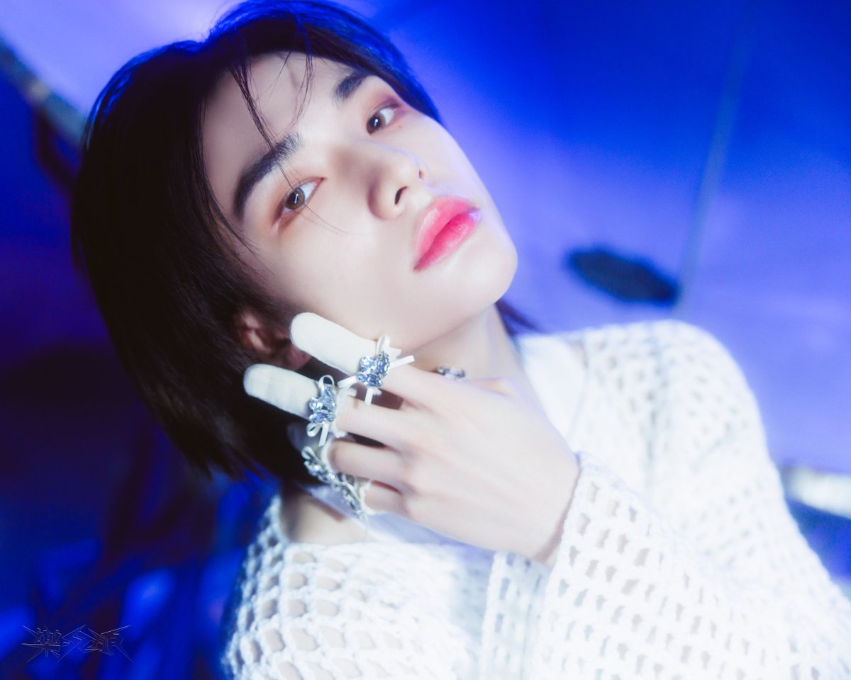 ヒョンジン SONY music shop ソニミュ ラキドロ 当選 トレカ