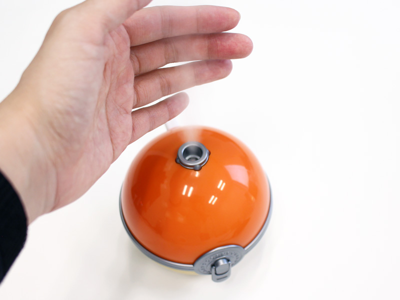 加湿器 ヒスイ地方のモンスターボール型　USB