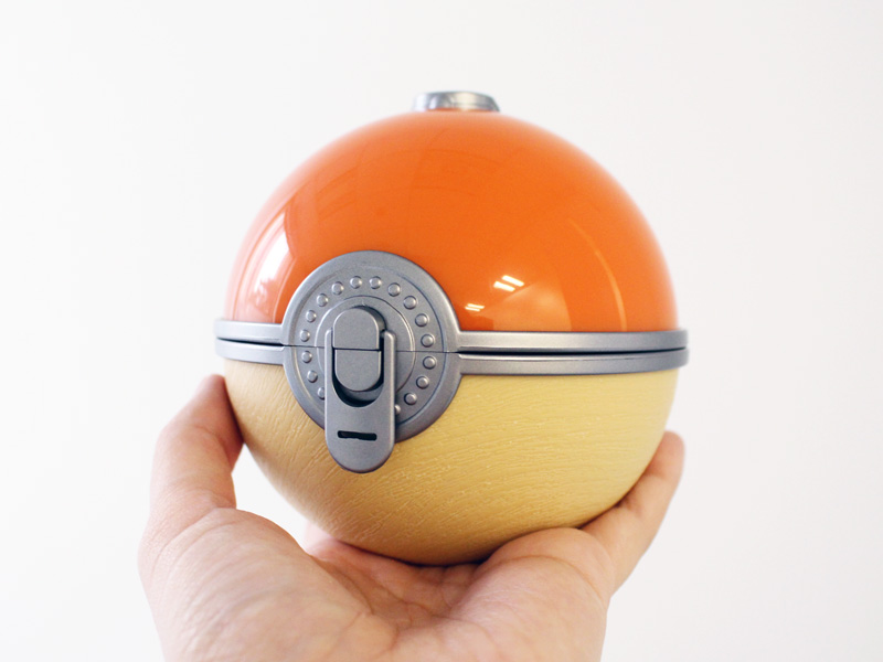 ヒスイ地方のモンスターボール型　USB 加湿器