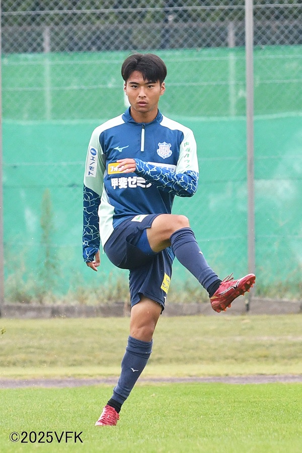 ヴァンフォーレ甲府 #契約更新📝 よろしくお願いします🔵🔴 ／ #保坂知