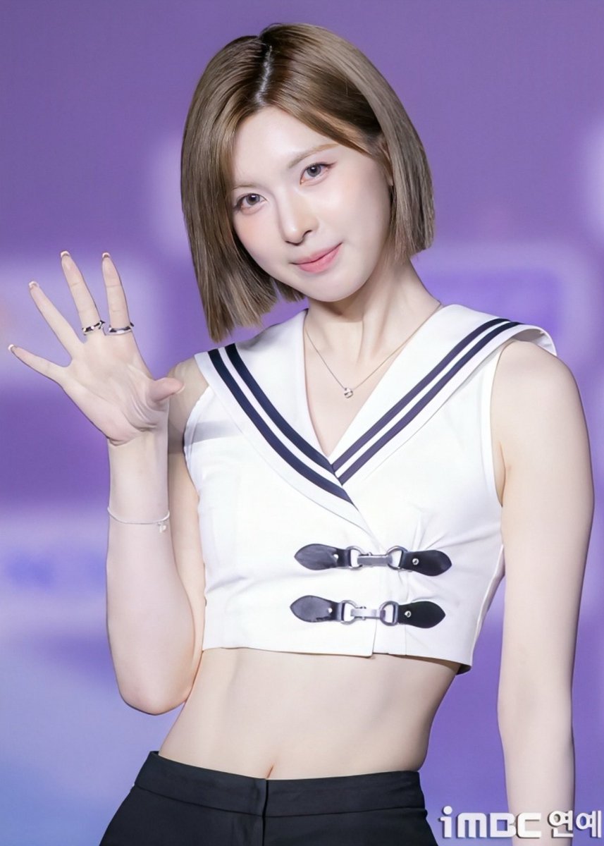 ベイちゃんイケメンやしかわいいのよねー、、 #BAE #배이 #NMIXX #엔믹스