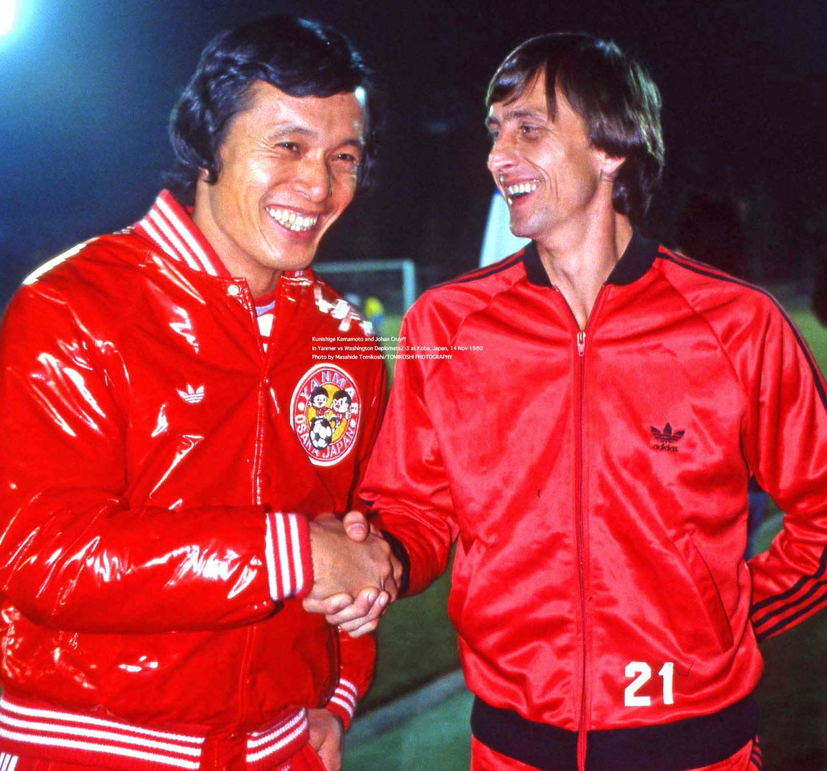 釜本邦茂（ヤンマー）とヨハン・クライフ（ワシントン・ディプロマッツ