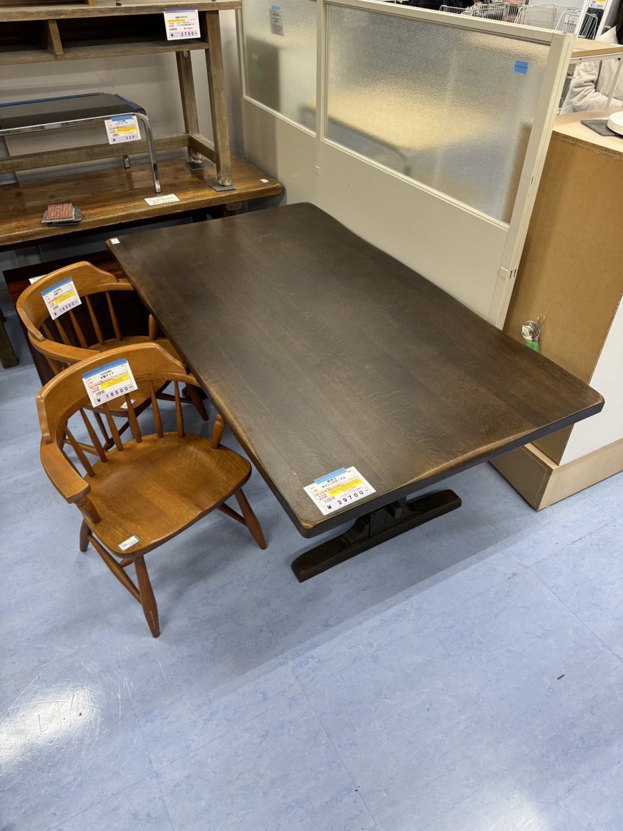 日本の匠の技術が光る、木工家具 柏木工 ダイニングテーブル (W1800