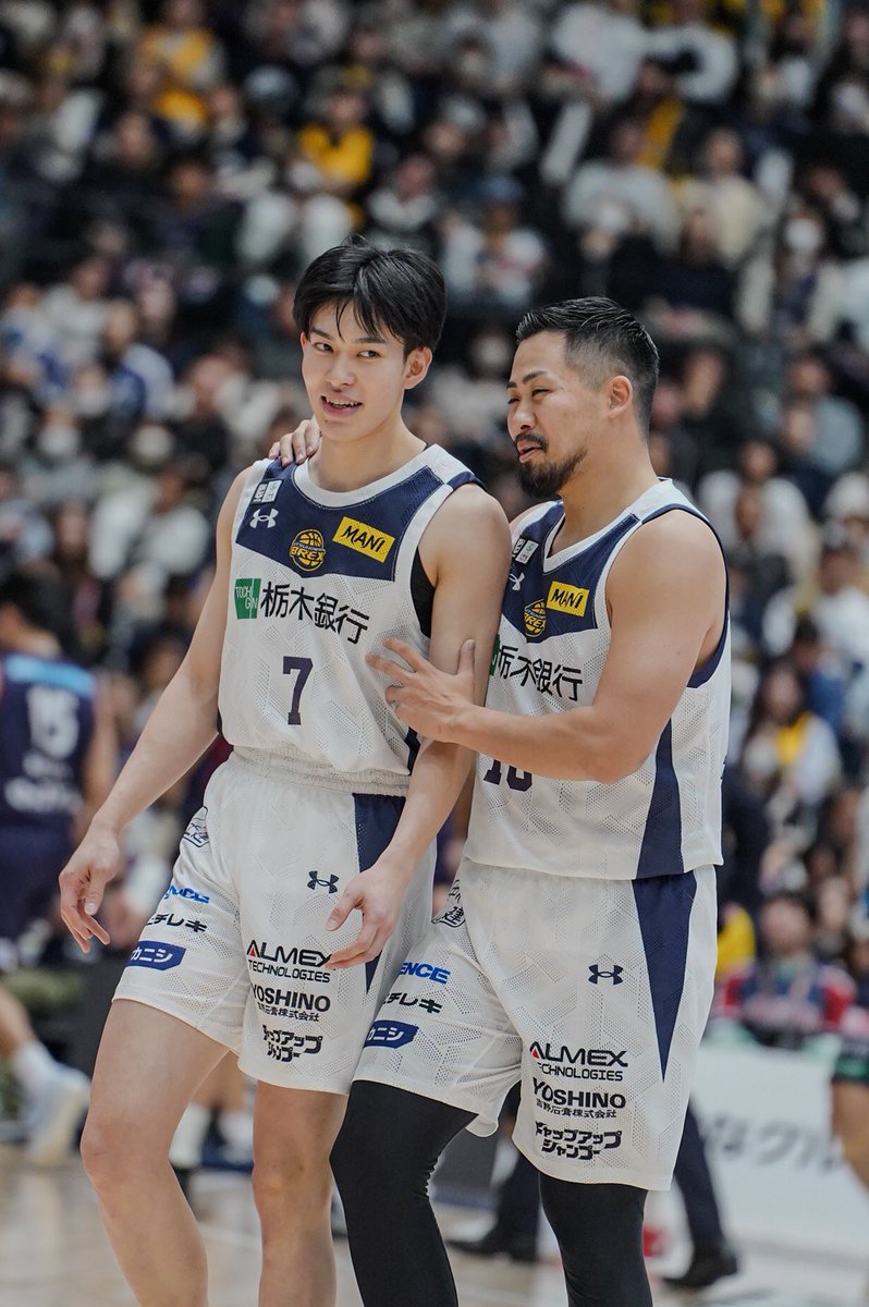 GeZJBWla0AAUWI8.jpg?format=jpg