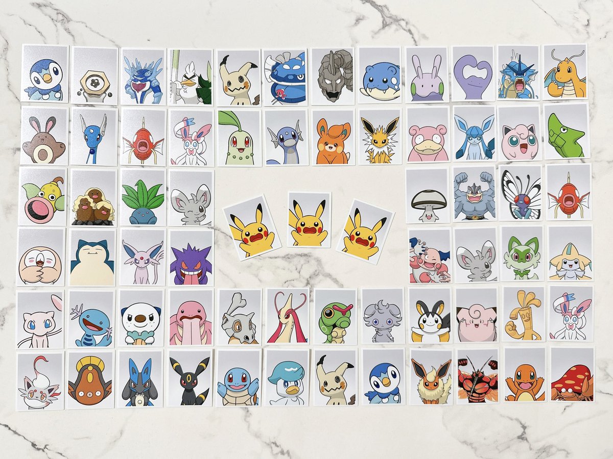 ポケモンストア韓国のガチャガチャ 証明写真ステッカー♡(ランダム100