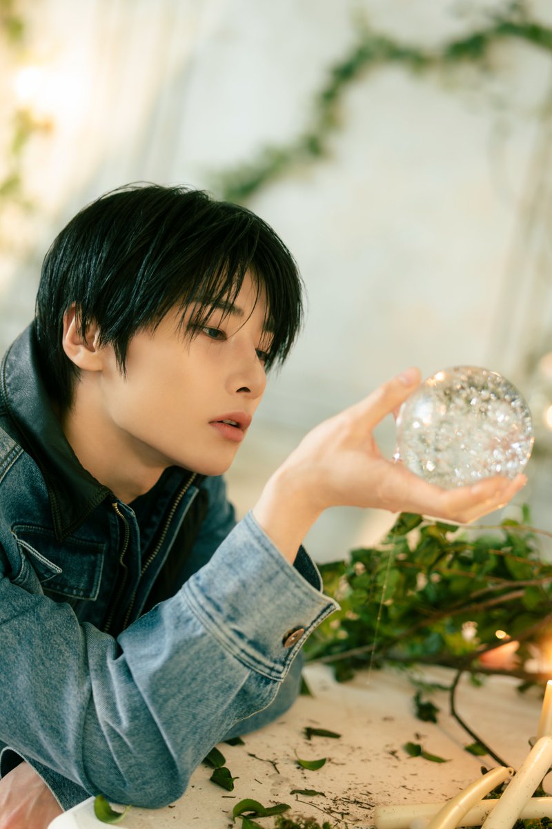 Stray Kids JAPAN 3rd Mini Album『Hollow』 Limited Edition Pre