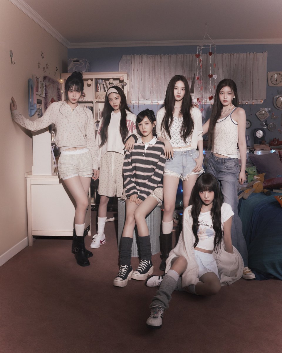 Concept Photo (A ver.) izna Single Album 'BEEP' 2025.06.09 6PM
