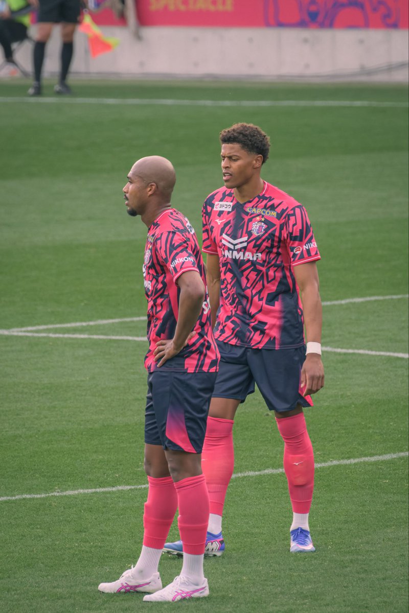 セレッソでツインタワーというと真っ先に思い浮かぶのは1999年の西澤