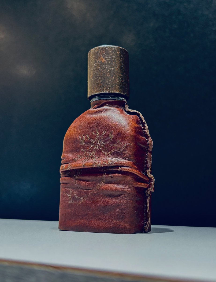 Orto Parisi｜クオイオム 靴職人の祖父パリージが生涯で唯一作った自分