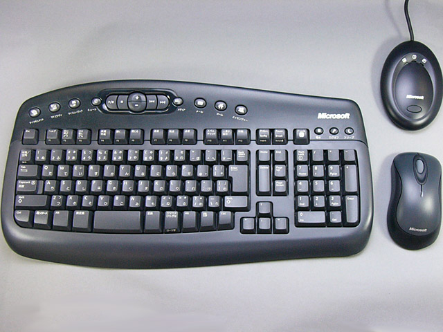 マイクロソフト、5千円台の無線キーボード/マウスセット