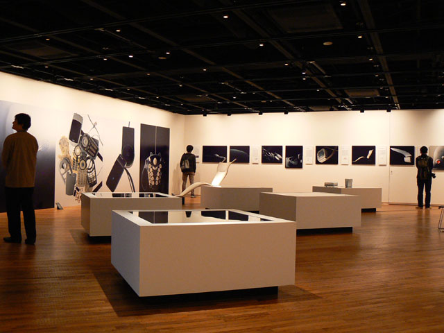 リーディング・エッジ・デザイン、写真展“機能の写像”を開催