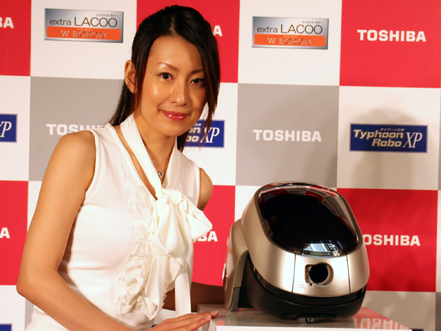 やじうまPC Watch】東芝、10年メンテフリーのサイクロン掃除機