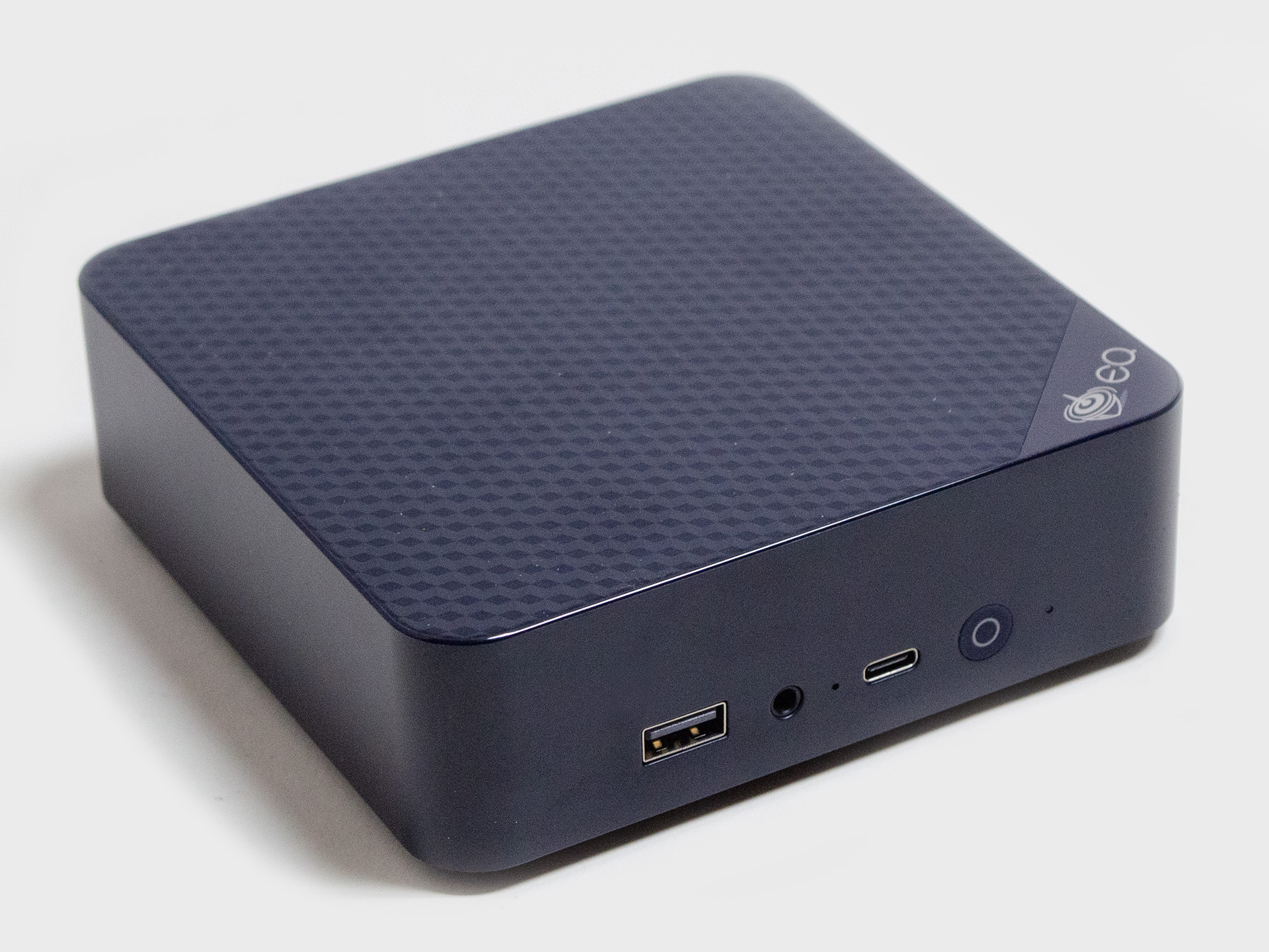 西川和久の不定期コラム】邪魔なACアダプタがなくなった！？Twin Lake