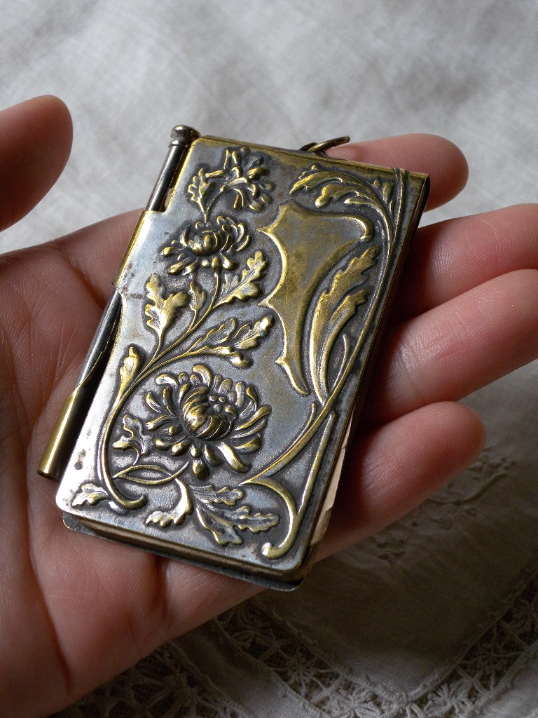 Carnet de bal 舞踏会の手帖 : 満月アンティーク