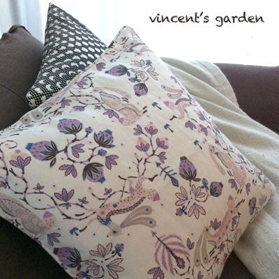 KLAUS HAAPANIEMI ウサギのクッションカバー : ぶいくんの庭