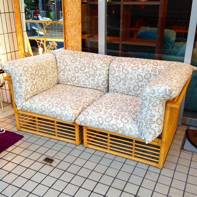 CASABLANCA】CADENZA/カデンザ2人掛けソファ が入荷しました【目黒区