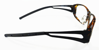 Zeque by Zeal(ゼクー バイ ジール)代表モデルVanq X(ヴァンク