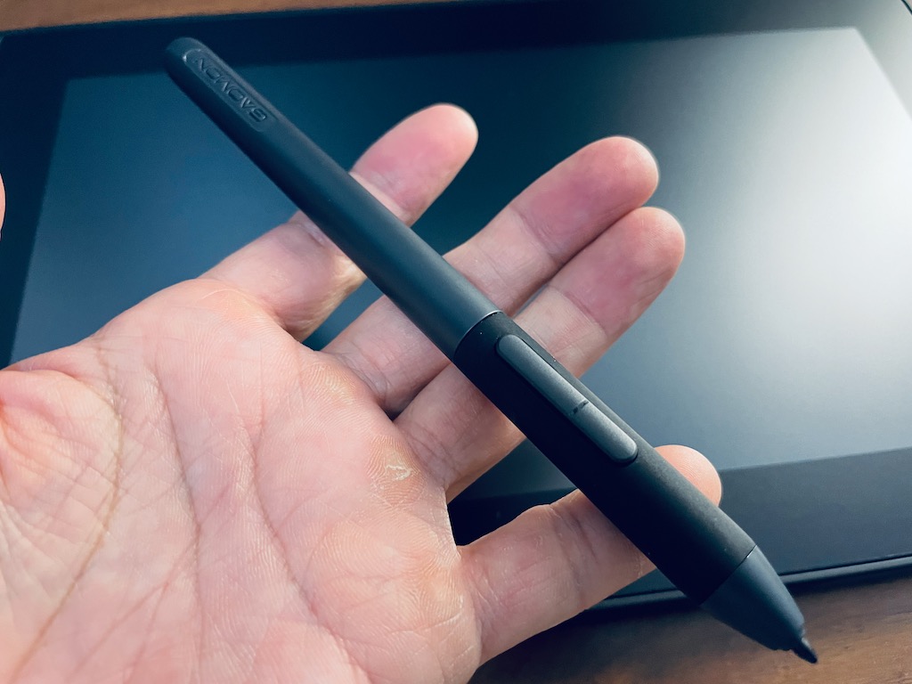 GAOMON PD1161 実機レビュー｜ 価格2万円を切る小型液タブの描き心地は