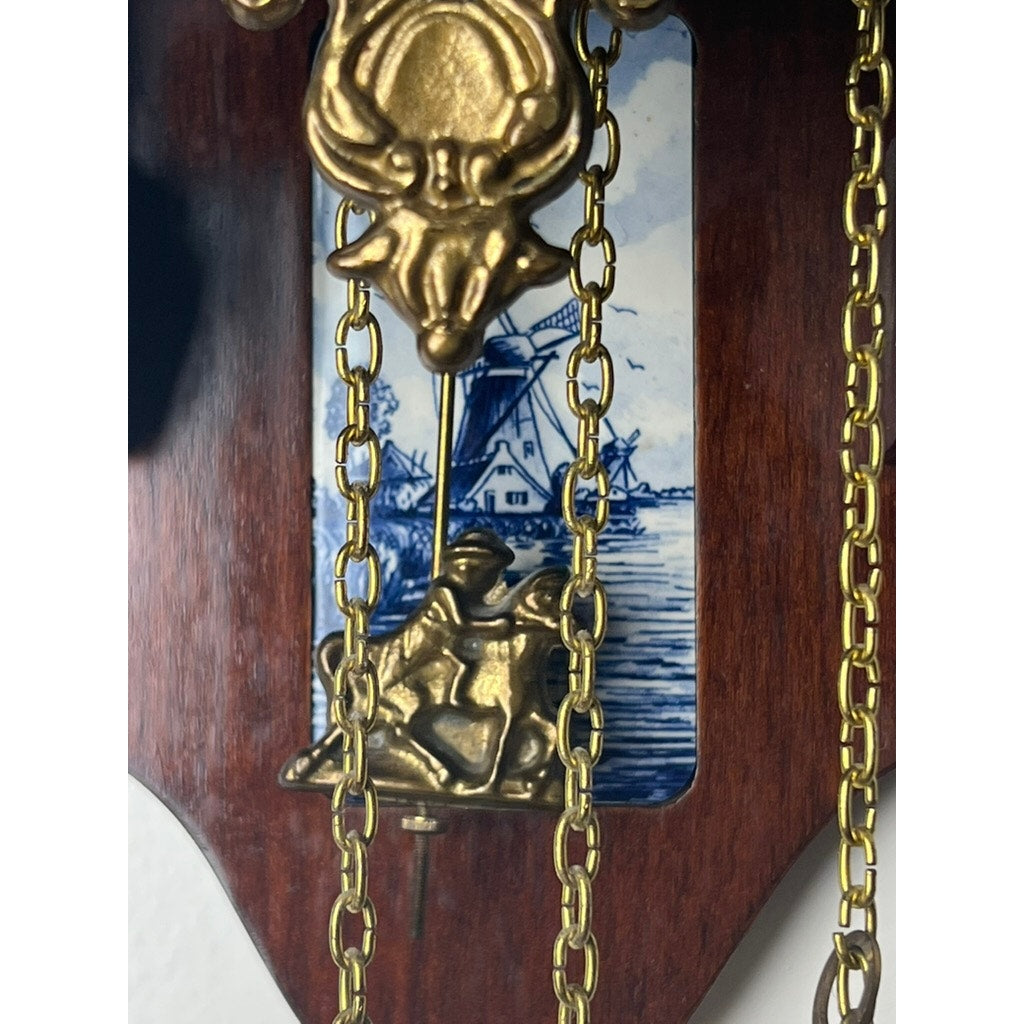 Zaandam Dutch Vintage Weight Driven Blue Delft Wall Clock – Pearl