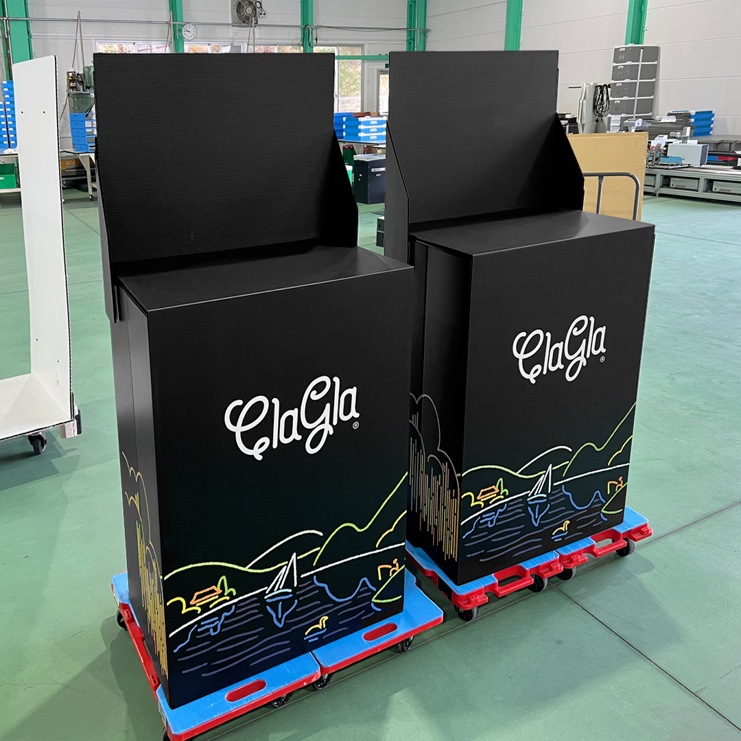 印刷入り折り畳み展示台 | 株式会社ヤマコー 公式