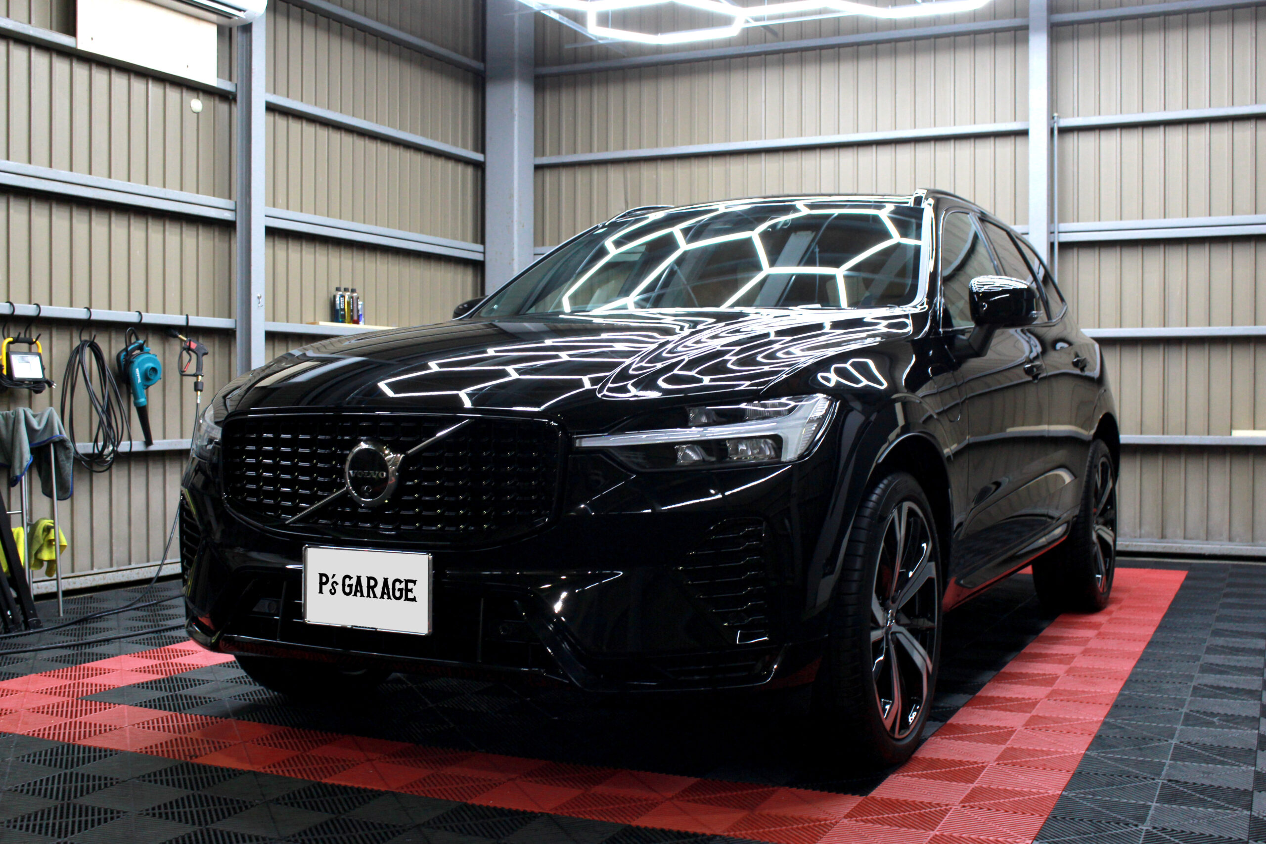 VOLVO XC60 | リセット洗車+スケール除去 | 【オール純水】プロの屋内