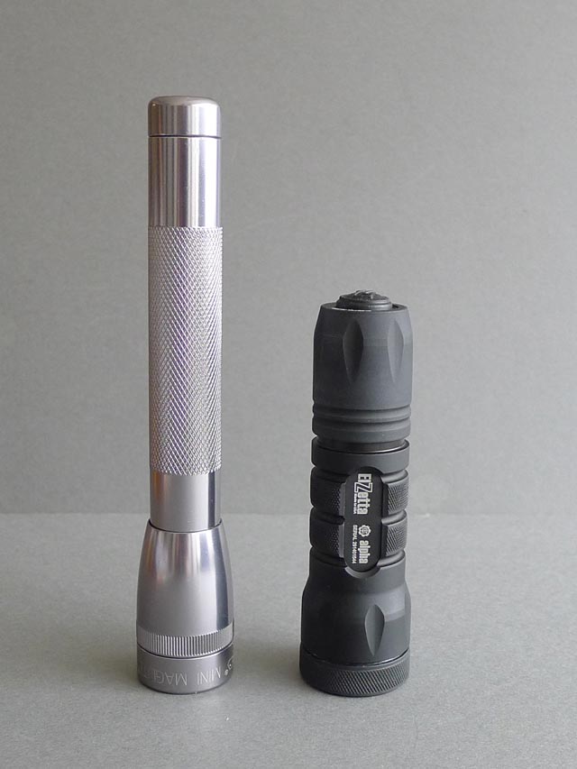 Elzetta Model A113 Gen3, フラットベゼル, Max 800im (16340/RCR123