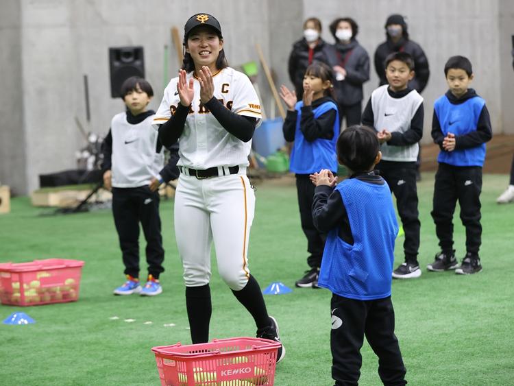 ナイキとのスペシャルキッズイベントに岡本、小林、金満、島野の4選手