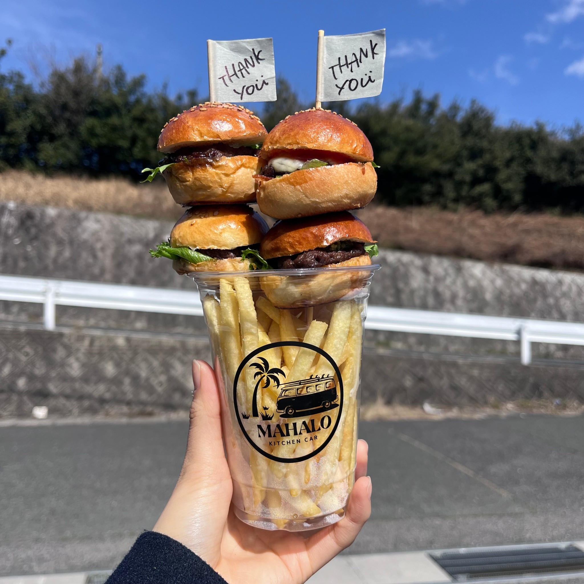 MAHALO kitchen car／手軽にハワイを！スライダーバーガー(草津市木
