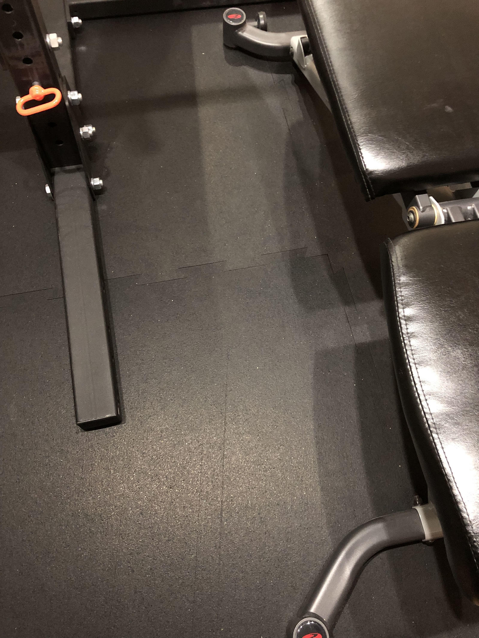 ROGUE のスクワットスタンドとバーベルシャフトを輸入してホームジムを