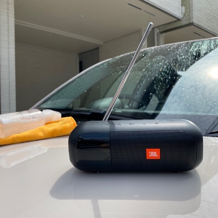 ラジオを家でも外でも気軽に高音質で楽しめる 防水機能を搭載した