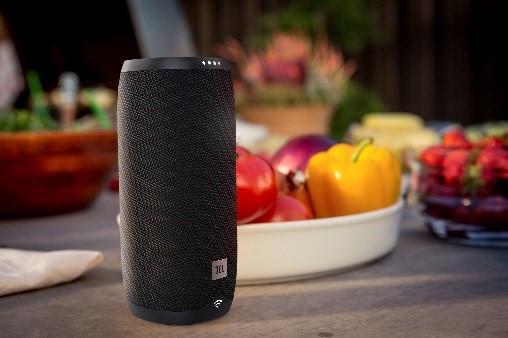 JBL初のGoogleアシスタント搭載スマートスピーカーがついに登場！「JBL