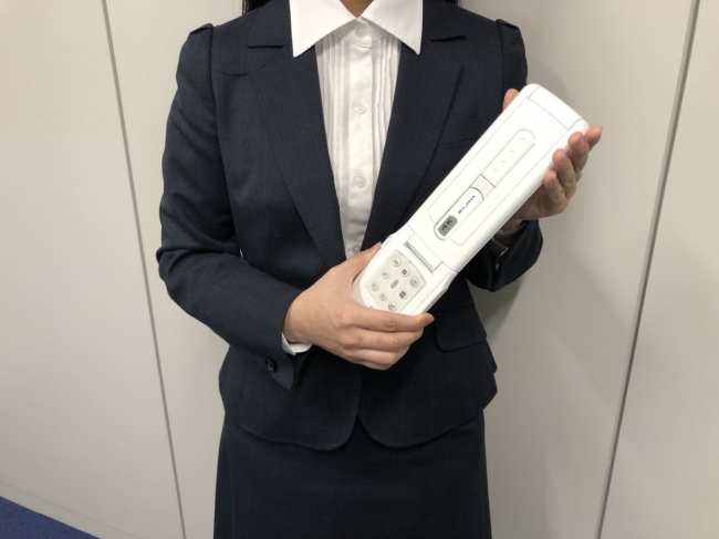 1,300万画素の高精細 A4サイズのコンパクト書画カメラ発売 VISUAL