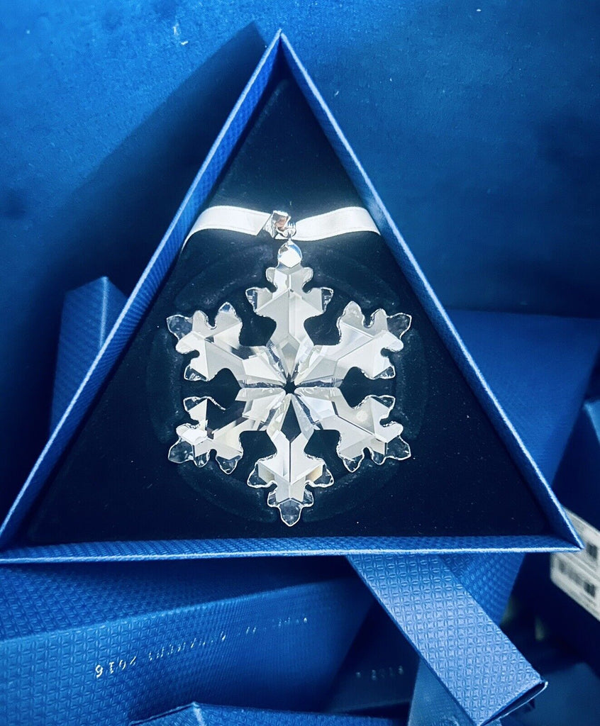 SWAROVSKI LARGE ANNUAL EDITION CHRISTMAS ORNAMENT 2016 – Pure