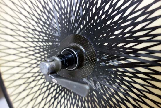 790g究極の円盤 Lightweight AUTOBAHN 新旧比較 | IT技術者ロードバイク