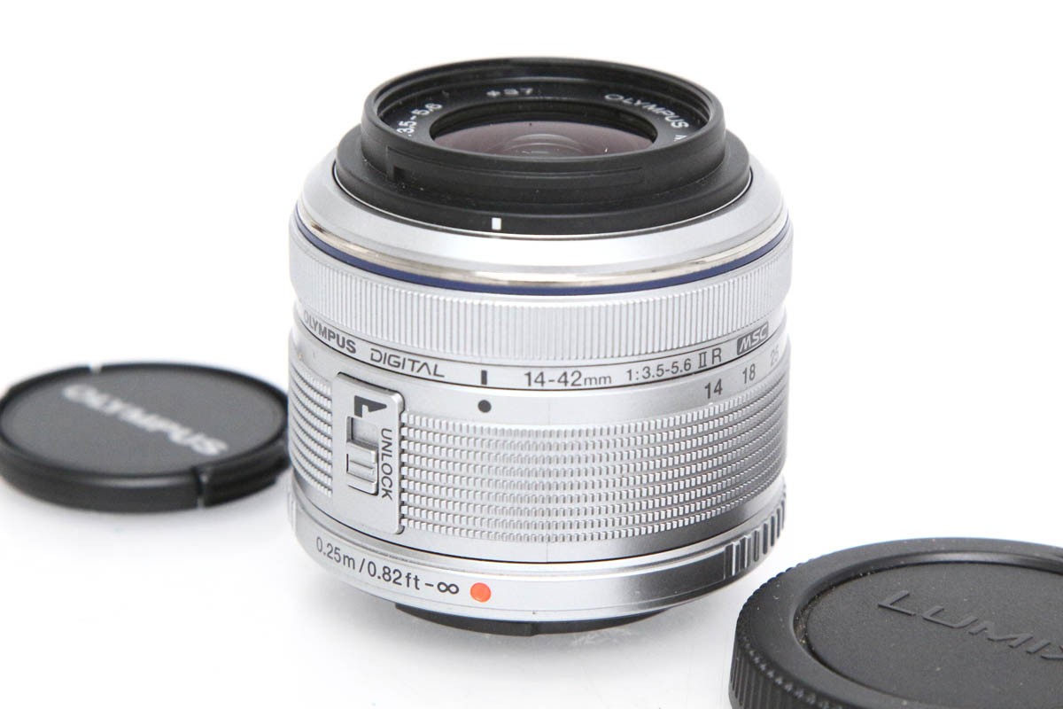 M.ZUIKO DIGITAL 14-42mm F3.5-5.6 II R [シルバー] 中古価格比較