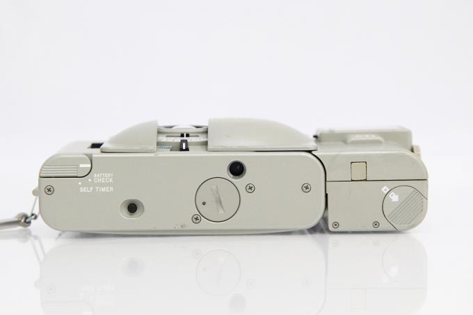 XA2 アーバンホワイト A11 フラッシュ付 E491-2E3 | オリンパス