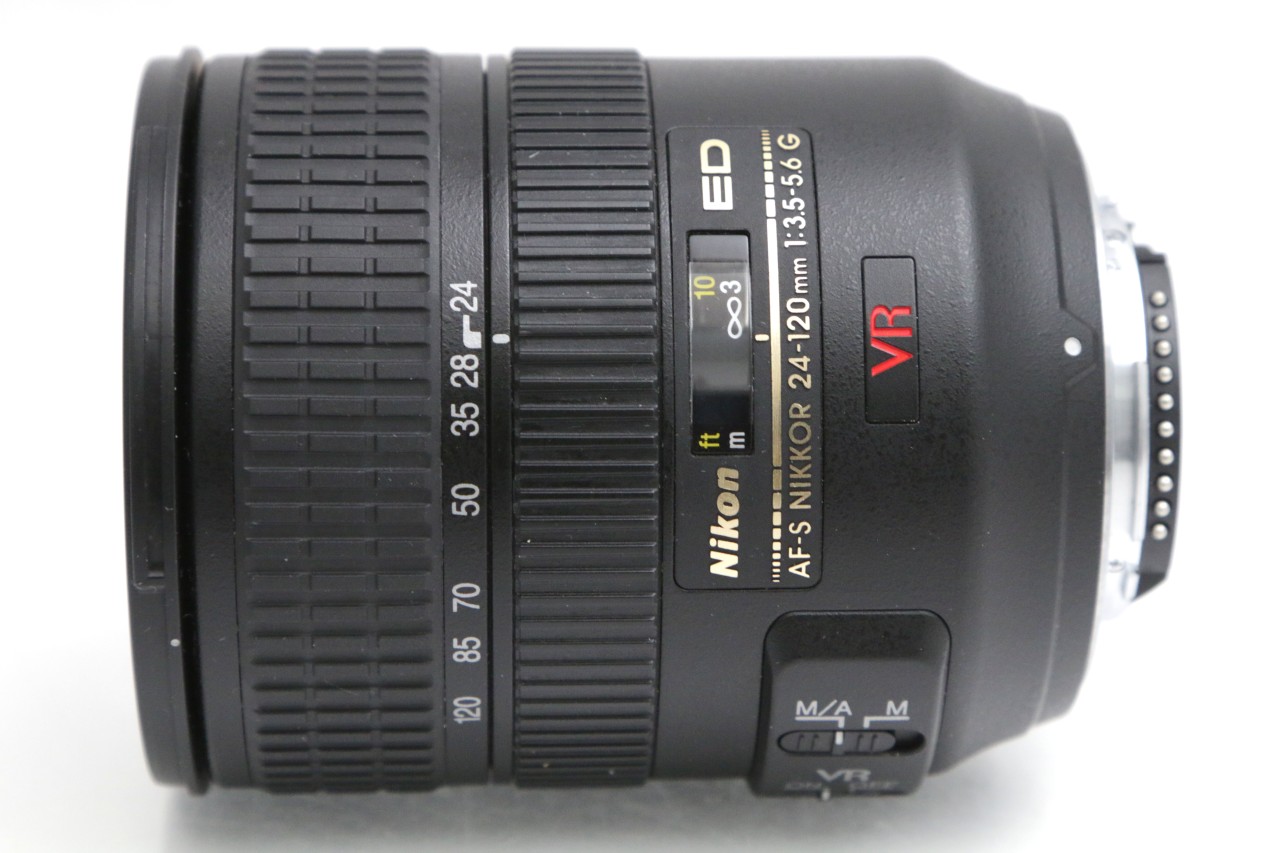 AF-S VR Zoom-Nikkor 24-120mm f/3.5-5.6G IF-ED CA01-B4954-2B2F