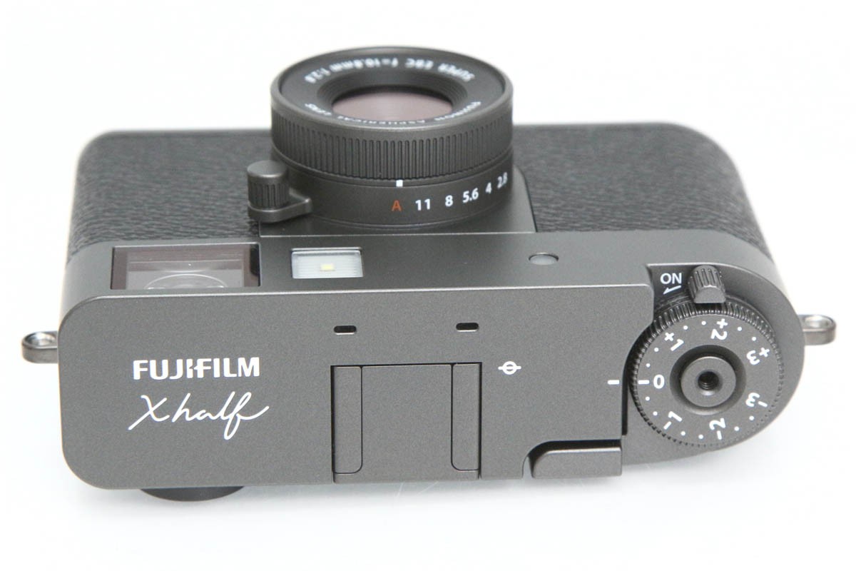 FUJIFILM X-HF1 チャコールシルバー CA01-R3482-3Y3 | 富士フイルム