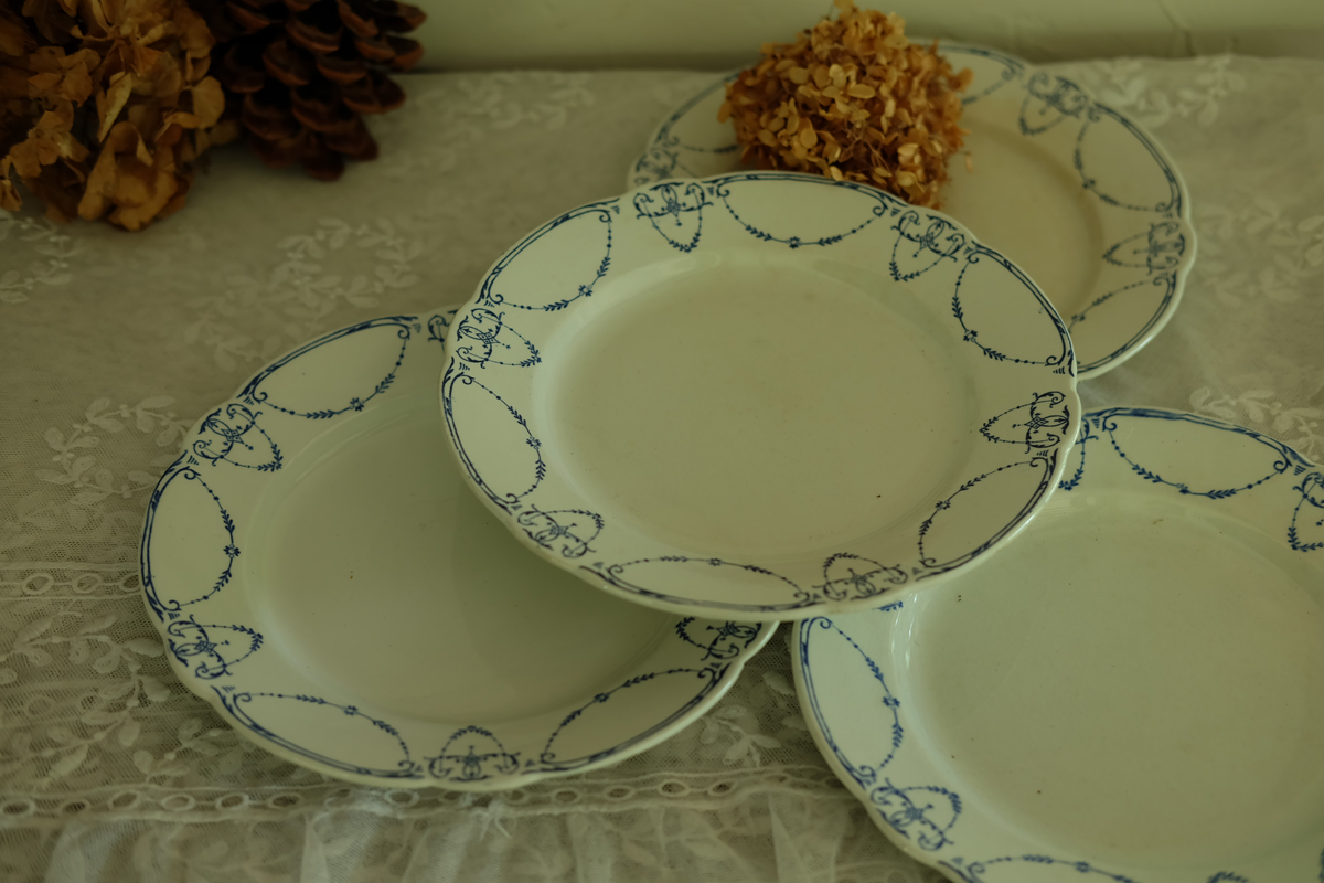 1枚の価格です。W57 フランス Brocante LUNEVILLE リュネヴィル