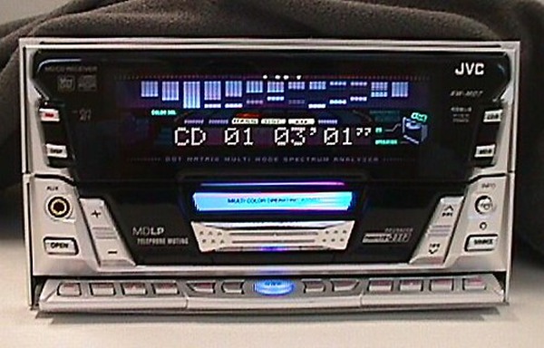 MDLP対応MD/CDデッキ---チェンジャーなしでロングプレイ | レスポンス