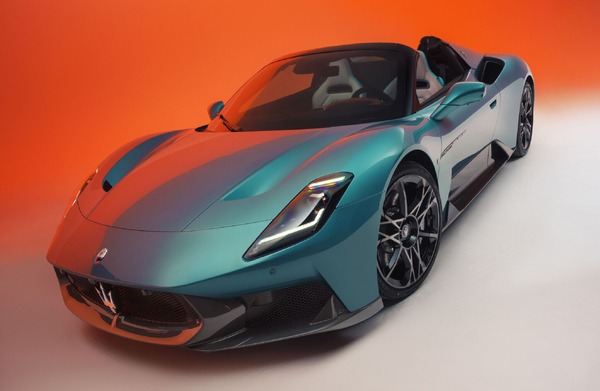 マセラティの新型スーパーカーに注目！「エエところ突いてきてる