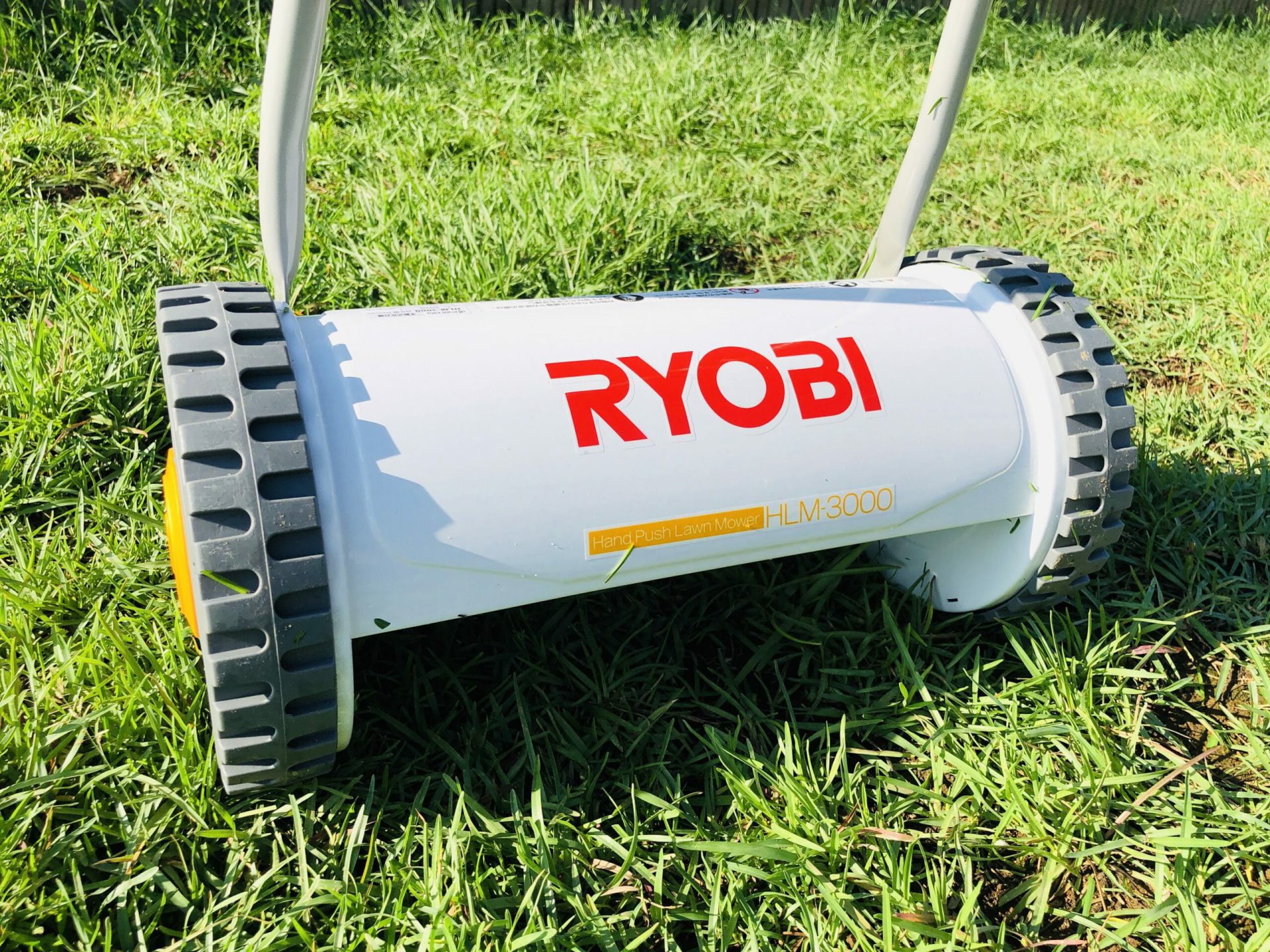京セラ（リョービ）のHLM-3000 芝刈り機レビュー・使ってみて解った