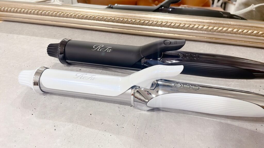 新作コテ！リファカールアイロンプロの違いは5つ！新旧モデルの選び方