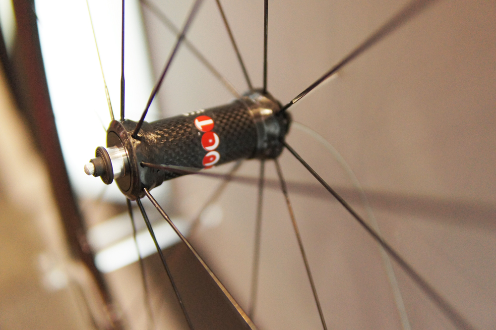 ボーラワンとボーラウルトラの違いとベアリング・リムハイト | ロード