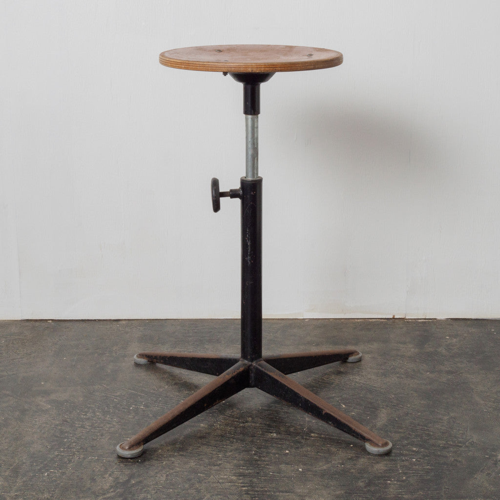 ドラフティングスツール｜アーレンド Ahrend｜フリソ・クラマー FRISO