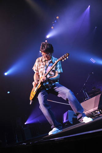 奥田民生 @ 神奈川県民ホール 2008.12.12 邦楽ライブレポート｜音楽