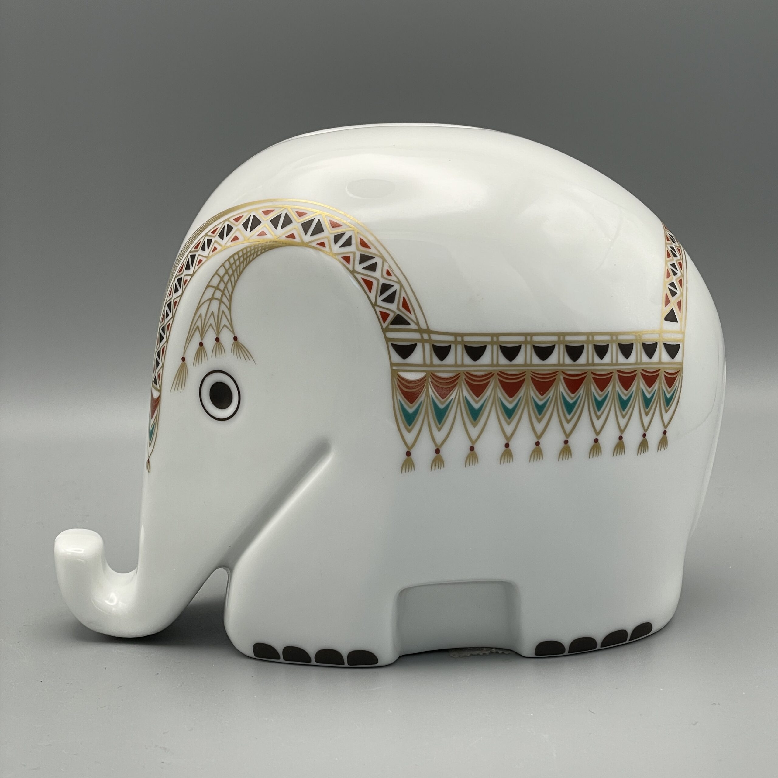 Porzellan-Elefant, Drumbo, Luigi Colani zugeschrieben. Höchst