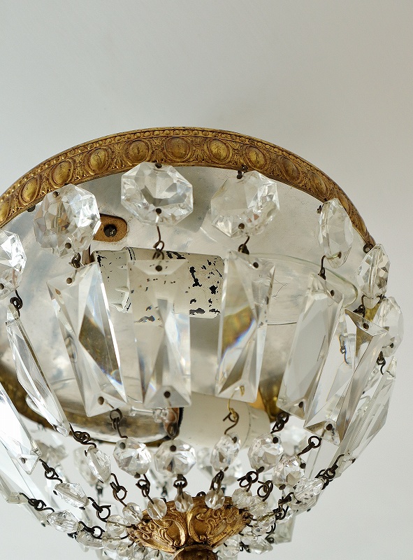 フランスガラスが大人っぽいシーリングライトはかわいいアンティーク